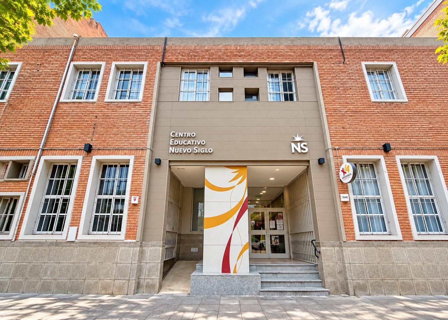 Fachada del Centro Educativo Nuevo Siglo, 25 de Mayo 1040, Córdoba